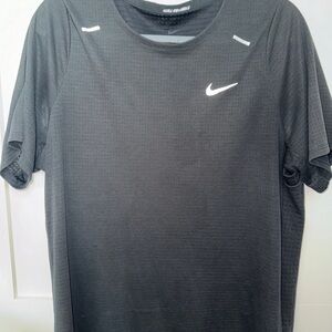 Nike Black Short Sleeve Running Shirt Size L